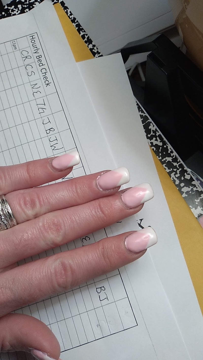 QT Nails, nail salon in Hamilton, OH, photo 2 of 10